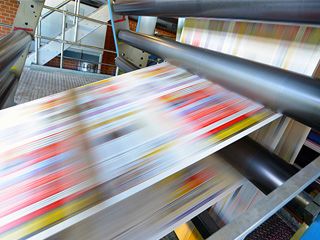 專版印刷與合版印刷的區(qū)別？有哪些優(yōu)勢與特點(diǎn)？